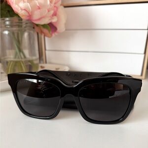 NEW Diff Black + Grey Bella Polarized sunglasses